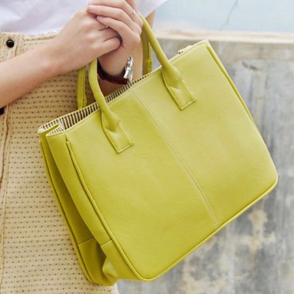 Purse Candy Boutique Handbags - ✨SALE✨Mini Bag, APPLE GREEN